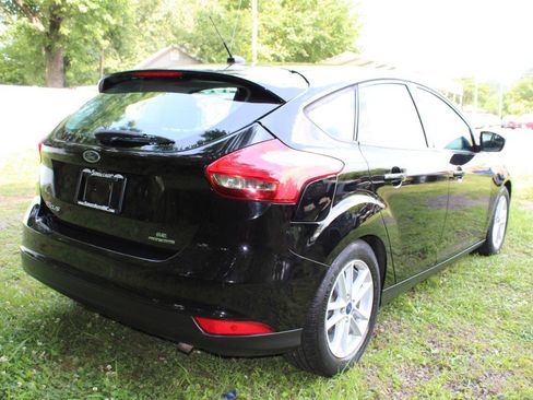 Used 2016 Ford Focus SE image 7