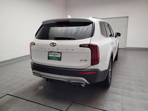Used 2020 Kia Telluride S w/ S 8 Passenger Seating Package FWD image 7
