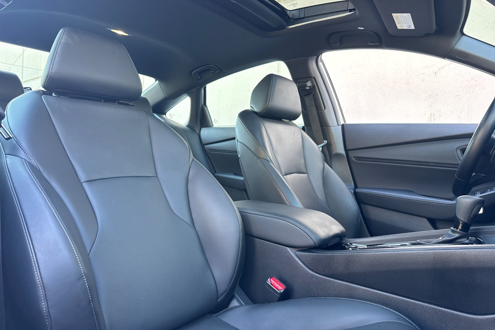 Used 2024 Honda Accord Sport image 25