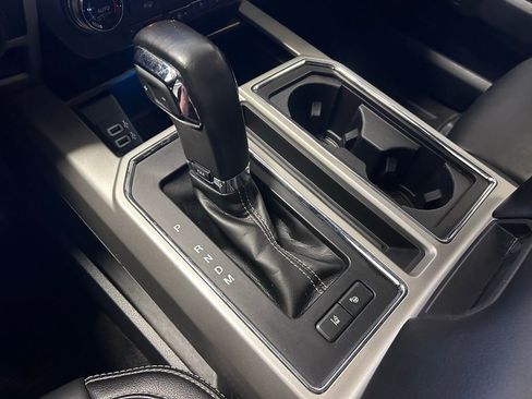 Used 2020 Ford F150 Lariat w/ Equipment Group 502A Luxury image 19