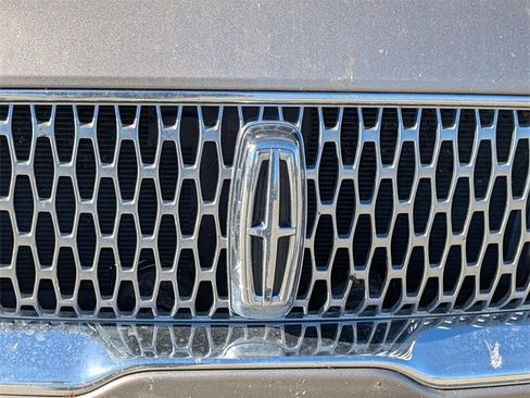 Used 2020 Lincoln Nautilus FWD w/ Equipment Group 101A image 2