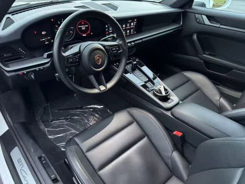 Used 2023 Porsche 911 Carrera 4S image 9
