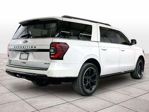 Used 2022 Ford Expedition Max Limited AWD/4WD image 11