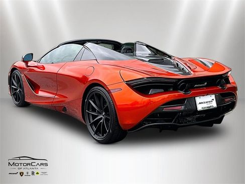 Used 2020 McLaren 720S Spider image 11