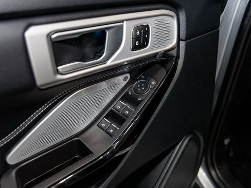 Used 2023 Ford Explorer ST w/ Equipment Group 401A image 13