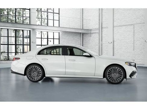 New 2026 Mercedes-Benz E 450 4MATIC Sedan image 15