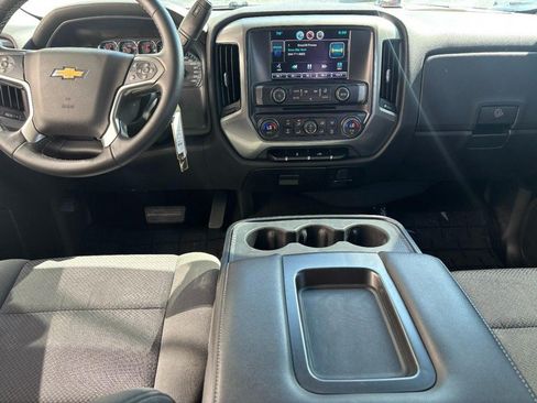 Used 2015 Chevrolet Silverado 1500 LT w/ LT Convenience Package AWD/4WD image 12