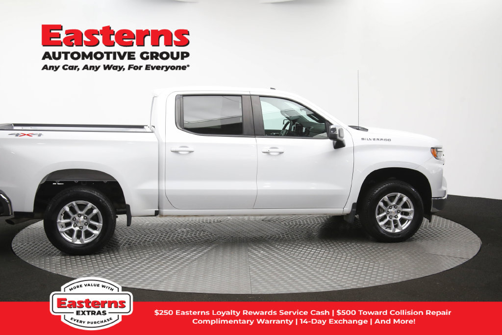 Used 2023 Chevrolet Silverado 1500 LT AWD/4WD image 47