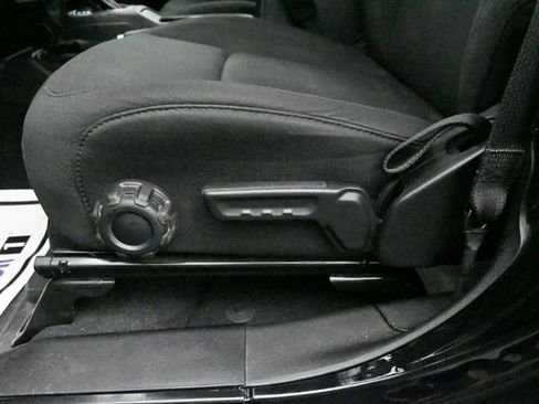 Used 2023 Jeep Gladiator Sport AWD/4WD image 10