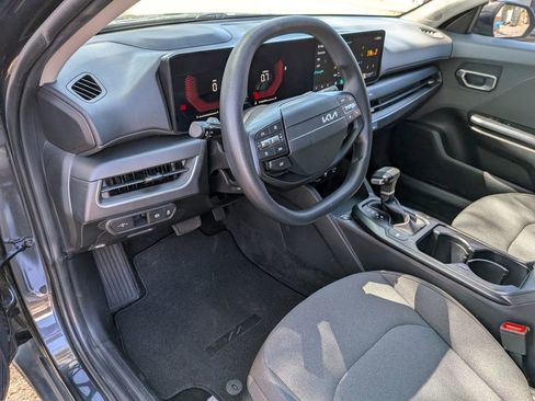 Used 2025 Kia K4 LXS image 30