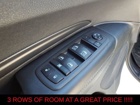 Used 2022 Dodge Durango GT AWD/4WD image 16
