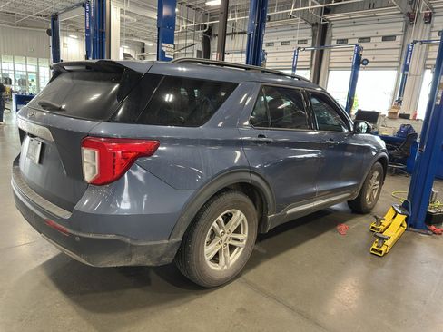 Used 2021 Ford Explorer XLT w/ Equipment Group 202A RWD image 1