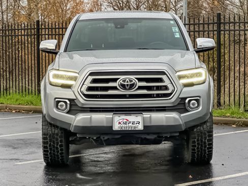 Used 2023 Toyota Tacoma Limited image 9