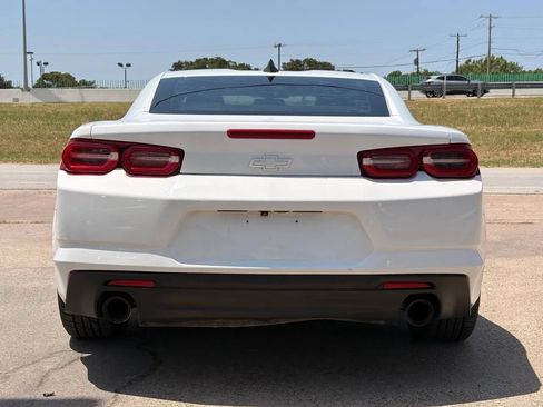 Used 2020 Chevrolet Camaro LT RWD image 5