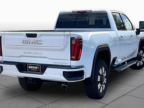 Used 2026 GMC Sierra 3500 Denali w/ Technology Package AWD/4WD image 13