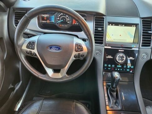 Used 2018 Ford Taurus SHO image 29