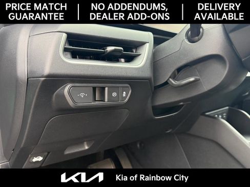 Used 2025 Kia K4 FWD image 11