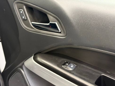 Used 2022 Chevrolet Colorado LT w/ Fleet Safety Package image 23