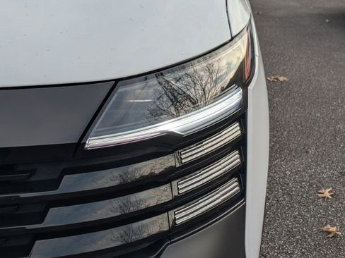 New 2026 Nissan Kicks SV w/ SV Premium Package image 9