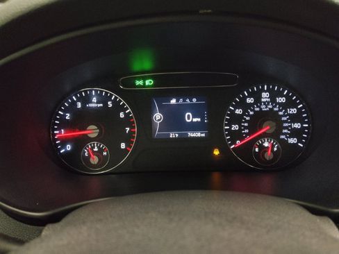 Used 2017 Kia Sorento LX w/ LX Convenience Package image 23