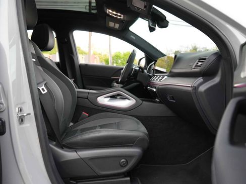 Used 2024 Mercedes-Benz GLE 53 AMG 4MATIC Coupe image 32