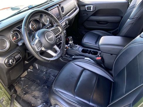 Used 2021 Jeep Gladiator Overland w/ Popular Equipment Package image 6