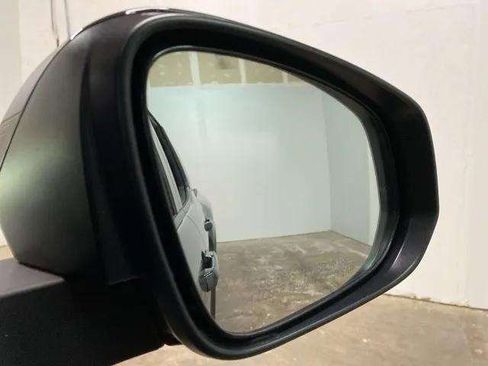 Used 2025 Toyota Tacoma SR5 image 79