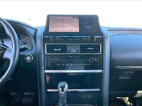 Used 2024 INFINITI QX80 Premium Select w/ Cargo Package image 18