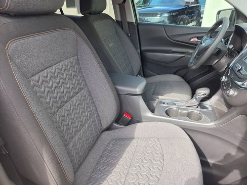 Used 2023 Chevrolet Equinox LT FWD image 10