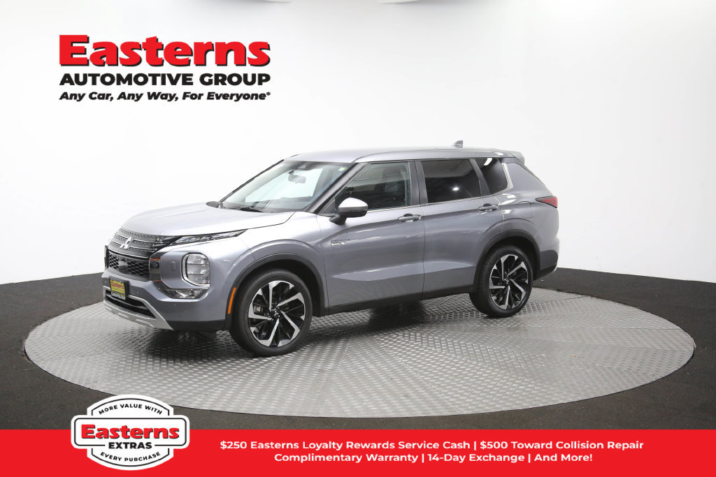 Used 2023 Mitsubishi Outlander SE AWD/4WD image 58