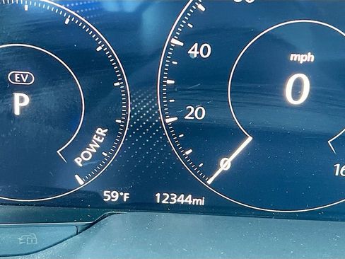 Used 2025 MAZDA CX-70 Plug-In Hybrid w/ Premium Pkg image 14