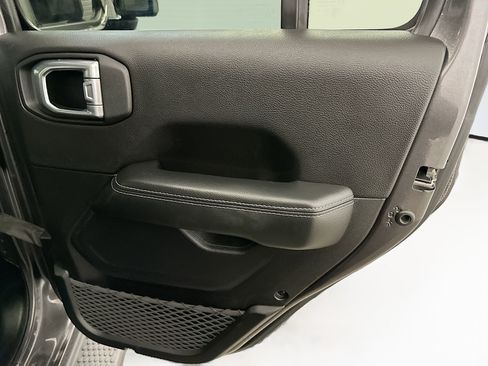 Used 2023 Jeep Wrangler Sahara w/ Cold Weather Group image 31