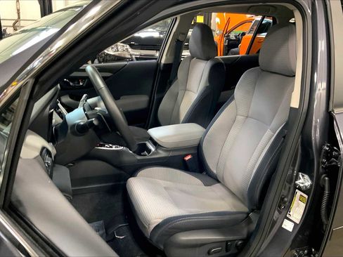 Certified 2025 Subaru Outback Premium image 8