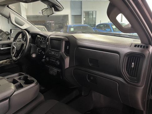 Used 2021 Chevrolet Silverado 1500 Custom Trail Boss w/ Realtree Special Edition image 32