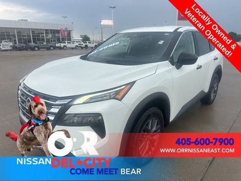 Used 2024 Nissan Rogue S FWD image 1