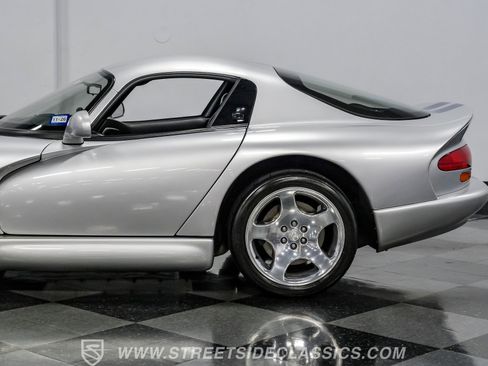 Used 1999 Dodge Viper GTS RWD image 24
