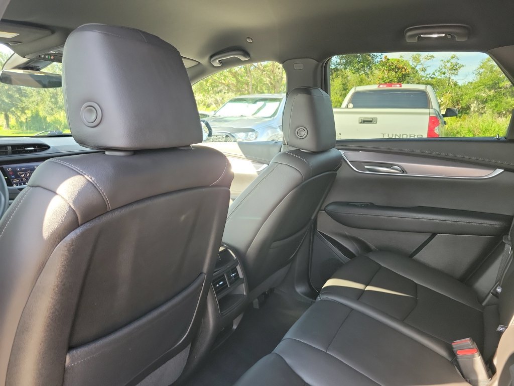 Used 2024 Cadillac XT5 Luxury FWD image 25