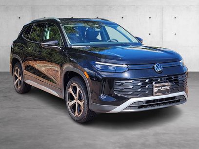 New 2025 Volkswagen Tiguan SE