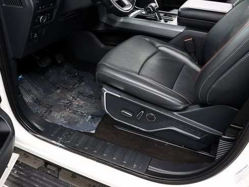 Used 2021 Ford F150 Lariat w/ Equipment Group 502A High image 29