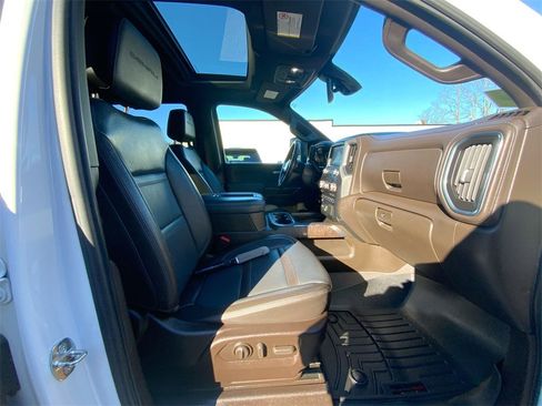 Used 2022 GMC Sierra 2500 Denali w/ Snow Plow Prep/Camper Package image 30