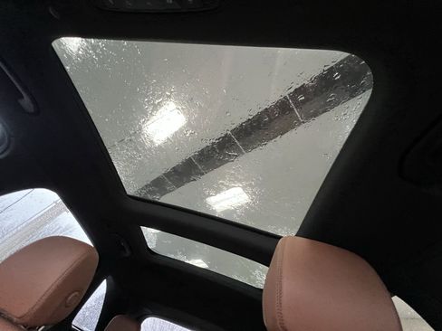 Certified 2022 Mercedes-Benz GLC 300 image 29