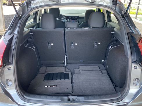 Certified 2025 Nissan Kicks Play S FWD image 10