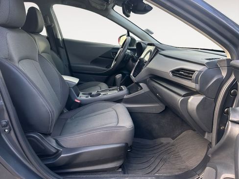 Used 2024 Subaru Crosstrek 2.0i Premium w/ Popular Package #4 image 10