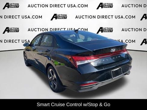 Used 2023 Hyundai Elantra SEL w/ Convenience Package image 9