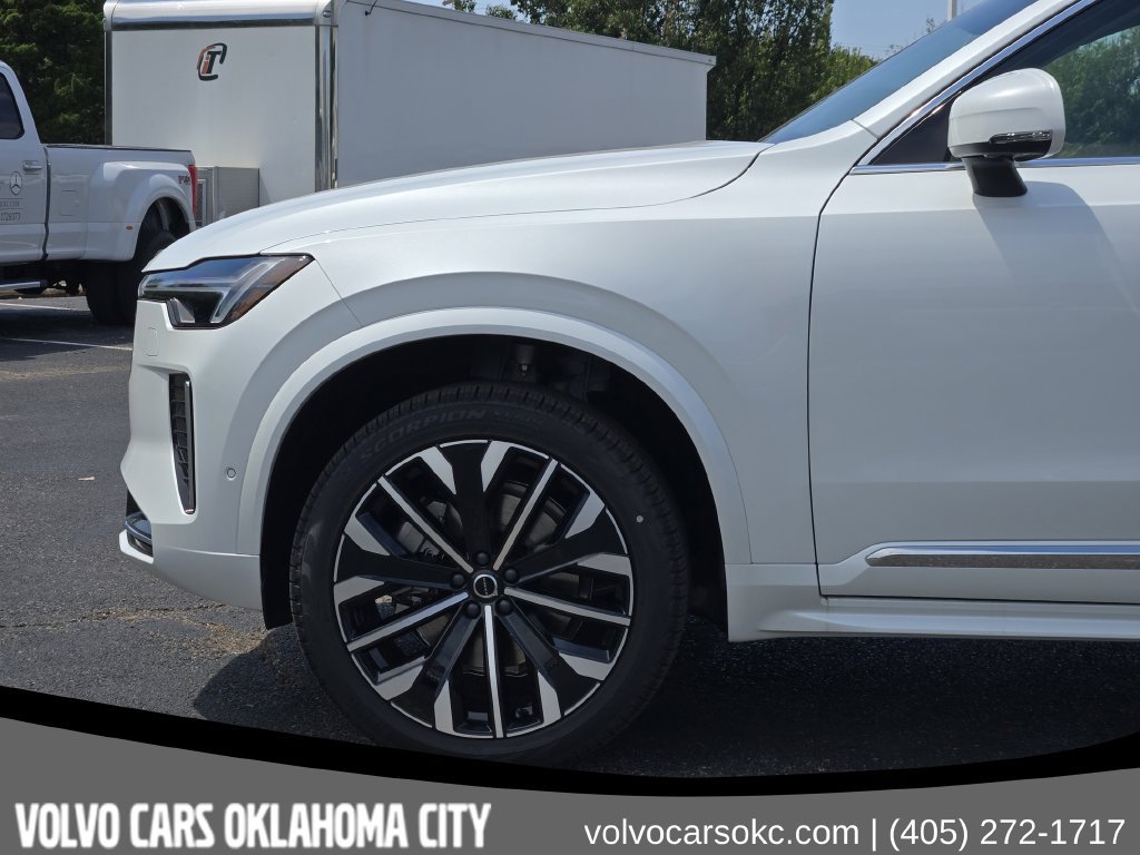 New 2026 Volvo XC90 B5 Plus AWD/4WD image 6