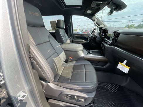 Certified 2025 Chevrolet Silverado 2500 High Country w/ High Country Premium Package AWD/4WD image 28