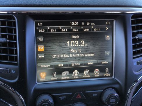 Used 2015 Jeep Grand Cherokee Overland image 23