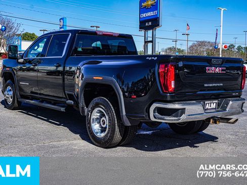 Used 2021 GMC Sierra 3500 SLE w/ SLE Value Package image 7