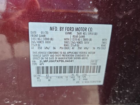 Used 2023 Lincoln Nautilus Reserve w/ Equipment Group 202A image 20