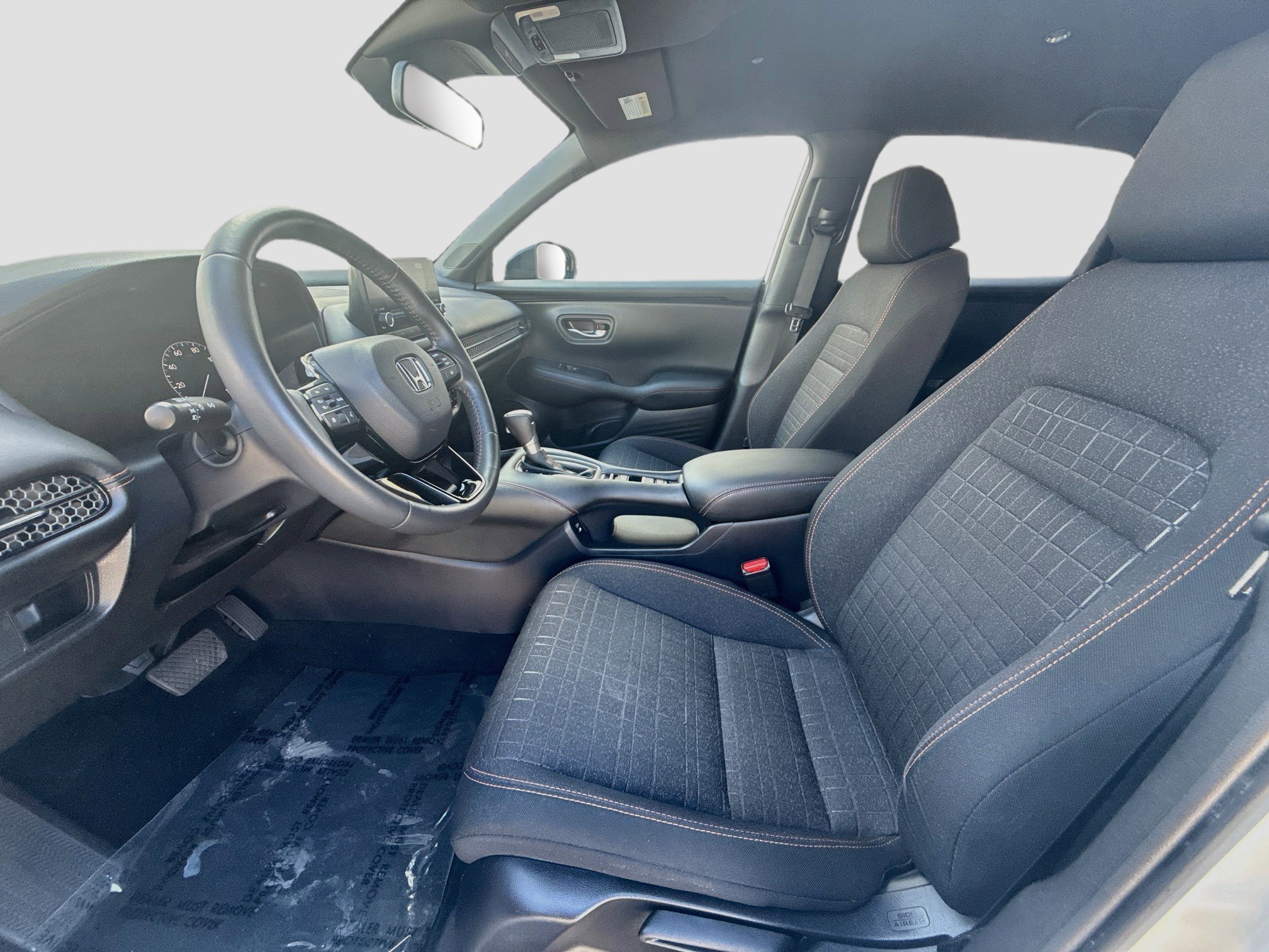 Used 2024 Honda HR-V Sport image 16